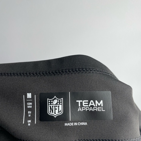 San Francisco 49ers Women’s Calf Logo Black Leggings - Picture 3 of 13